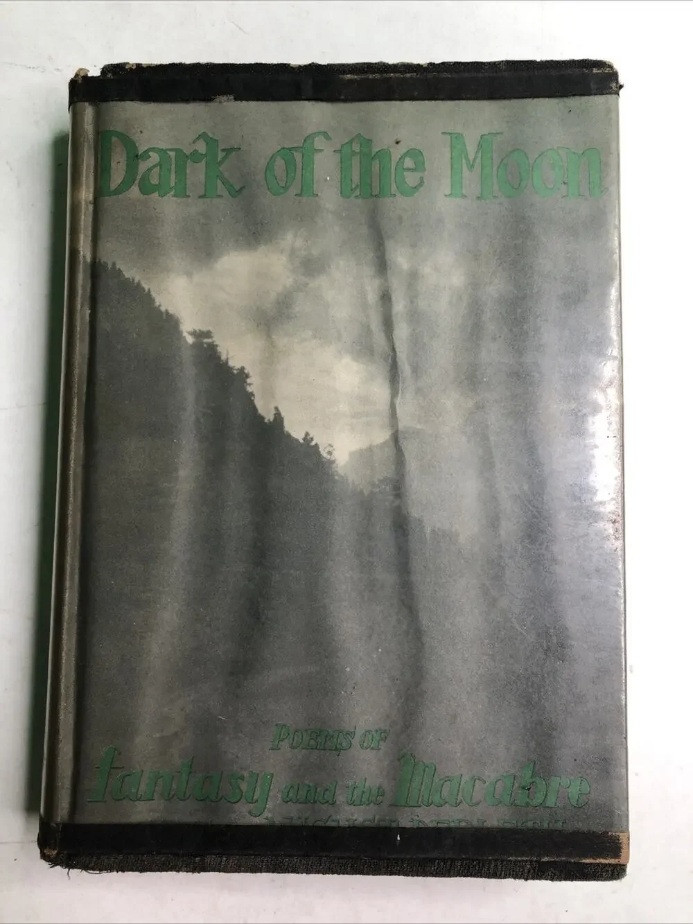 DARK OF THE MOON August Derleth Editor 1947 First Edition Poems Fantasy Macabre